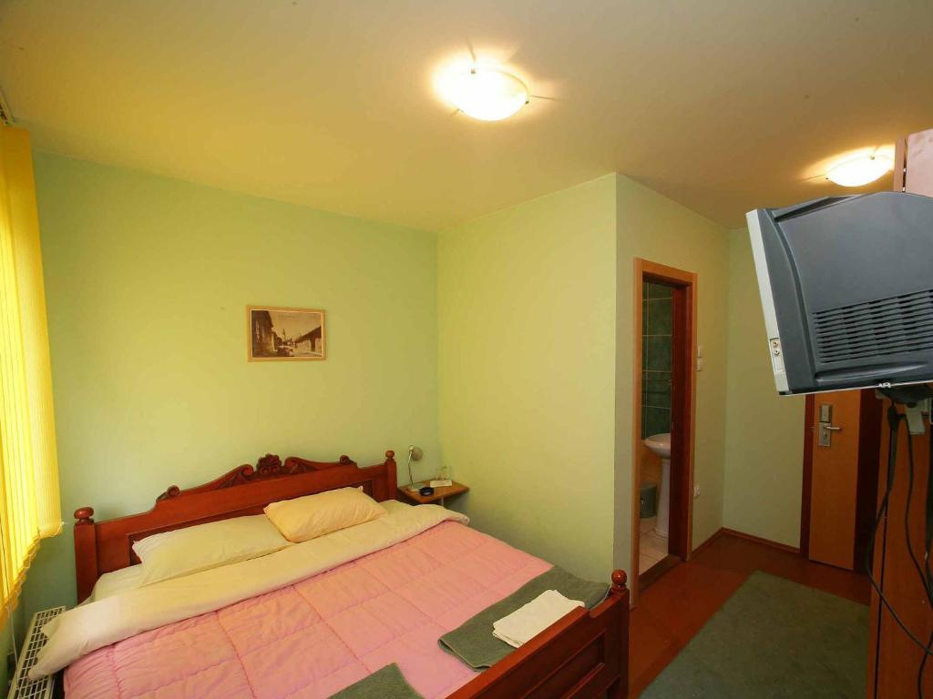 Villa Belilo 69 Sremski Karlovci Phòng bức ảnh